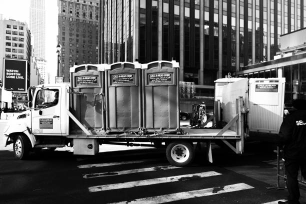 Best Portable restroom solutions  in Breckinridge Center, KY