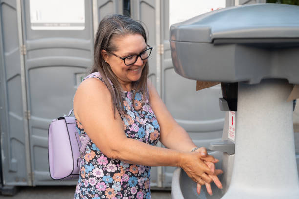 Portable Toilet Options We Offer in Breckinridge Center, KY